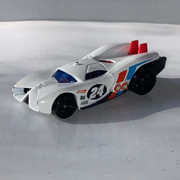 Mattel Hot Wheels Prototype H24 Diecast Car Race Aces Multipack 2007 White DJD17 - Picture 6 of 12